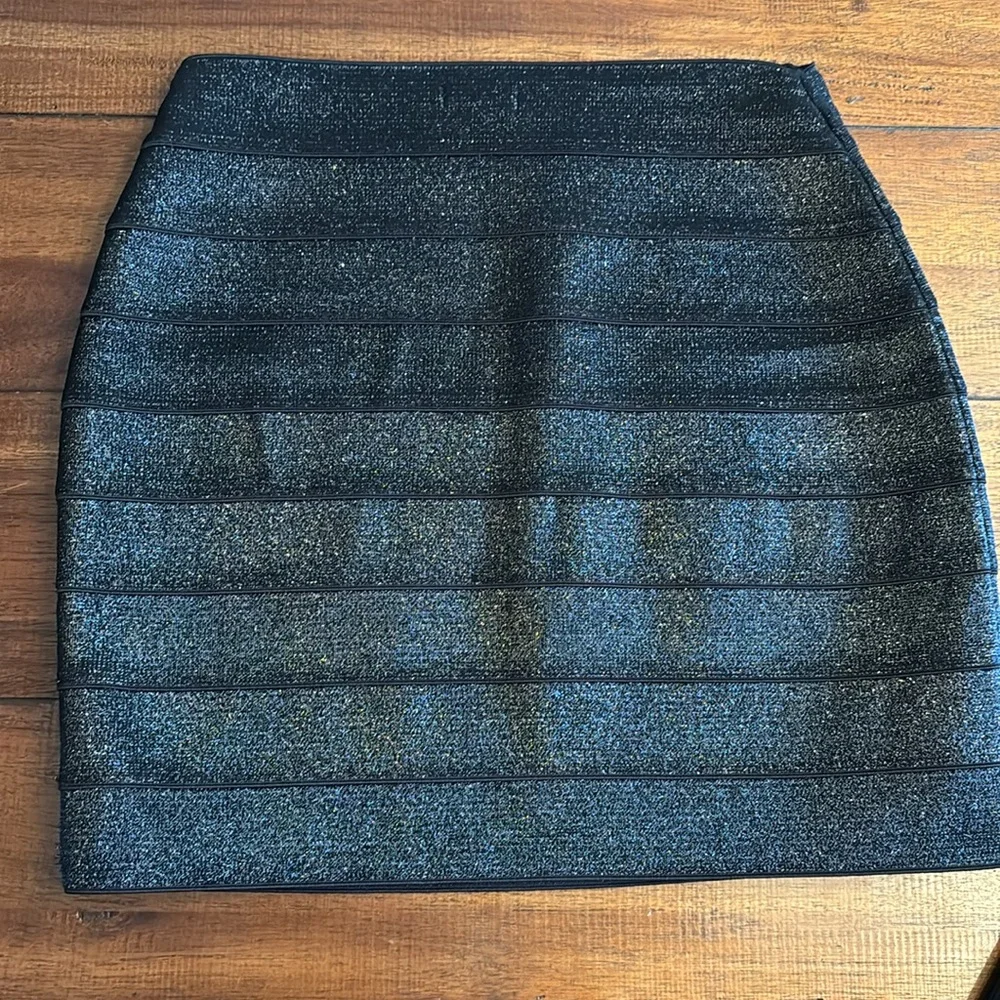 2 express skirts - Picture 5 of 6